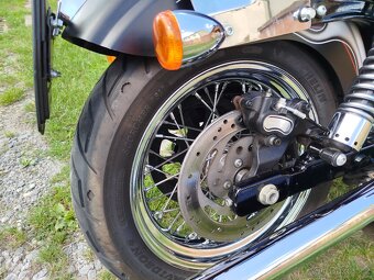 Harley Davidson Dyna Street Bob - 13
