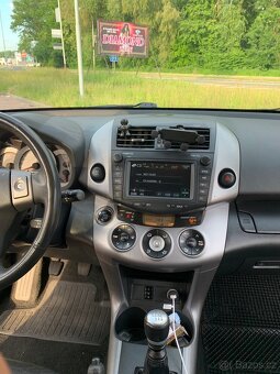 TOYOTA RAV4 - 13