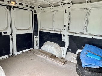 Citroën Jumper 2.2 HDi, 2010, 1. majitel, koupeno v ČR - 13