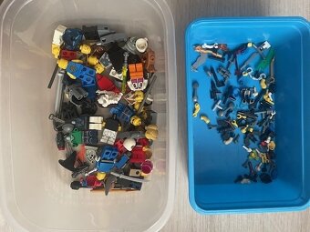 LEGO - - 13