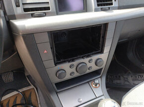 Opel Signum 2004 2,2DTI DILY z VOZU - 13