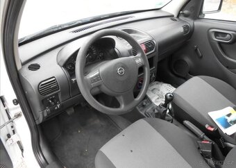 Opel Combo 1,4 66 kW Serviska benzín - 13