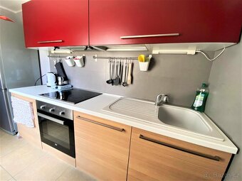 Home office na SICÍLII u moře - 13