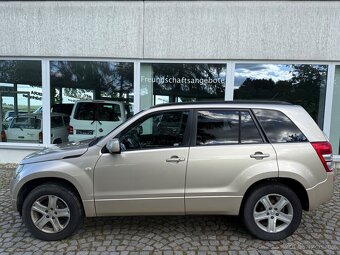 Suzuki Grand Vitara 2.0i Comfort benzín 103kw - 13