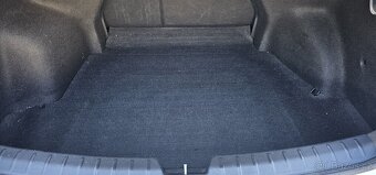 HYUNDAI I40 1.7CRDI NOVÝ V ČR 143TKM R.V.2016 - 13