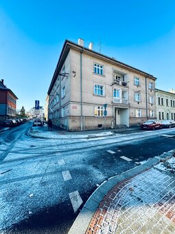 Pronájem bytu 3+kk, 81 m2 Křižíkova - 13