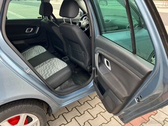 Škoda Fabia II 1.2 HTP 51kw ČR klima - 13