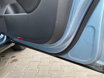 Volkswagen Passat B6 1.6 75 kW – po GO motoru, bez koroze - 13
