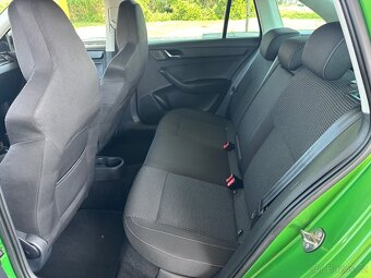 Škoda Rapid 1.6TDi NAVI,PANORAMA,TAŽNÉ - 13