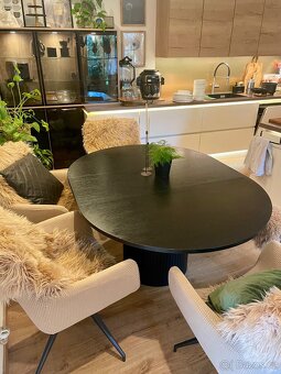 Kulatý rozkládací jídelní stůl Malaga, dekor dub, 115–155 cm - 13