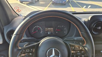 Mercedes-Benz Sprinter 519 Comfort Bus XL 19+1+1 - 13