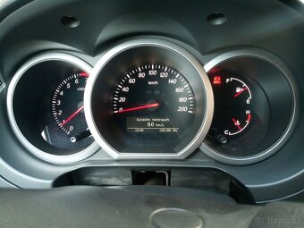 Suzuki Grand Vitara 2.0i Limited Edition benzín 103kw - 13