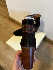 Gant nové kotníkové kozačky na širším podpatku kožené - 13