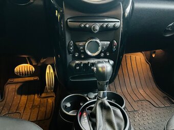 MINI COOPER COUNTRYMAN 2.0 SD NAFTA 4x4 AUTOMAT - 13