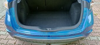 Honda Civic 1.8 i-vtec - 13