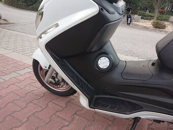 Sym GTS 300i Evo 2011 - 13