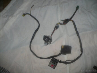 suzuki Gsx 600/750 f r. 95/00 -díly - 13