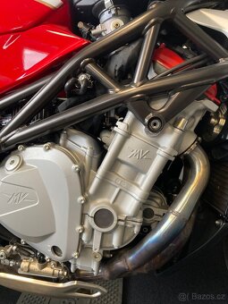 MV AGUSTA Brutale 1090 RR - 13