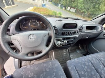 MERCEDES SPRINTER 316 4X4 2,7TD valník + bytná nástavba - 13