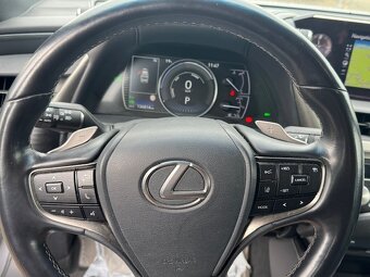 Lexus ES300h - 13