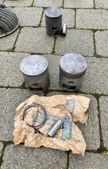 Jawa perak, Robot - válce a písty - 13