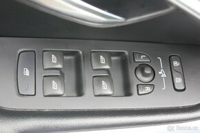 Volvo V40, 1.6D, R-Design - 13