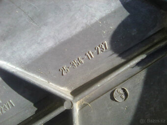 Jawa 350/354 - válce,kryt karburatoru,kryt spojky a další ND - 13