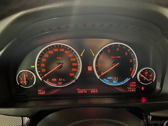 ZAMLUVENO BMW X5 xDrive 40e iPerformance – M Paket - 13