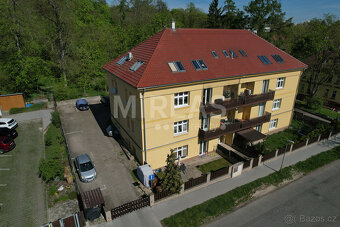 Milovice, prodej bytu 3+kk 58 m2 + balkón 9 m2 + parkovací s - 13