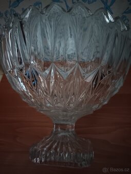 Skleněná broušená mísa na ovoce - 13