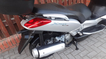 Yamaha X-Max 125 - 13