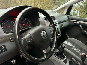 Volkswagen VW Touran 1.9 TDI R-line/United,Kamera,7míst,Alu - 13