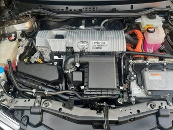 Toyota Auris Combi 1.8 16V Hybrid - 13
