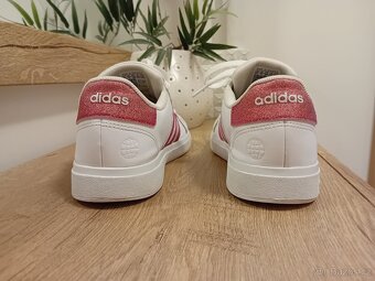 Adidas dámské tenisky vel. 38 - 13