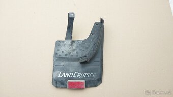 Toyota Land Cruiser 73 – Zástěrky - 13