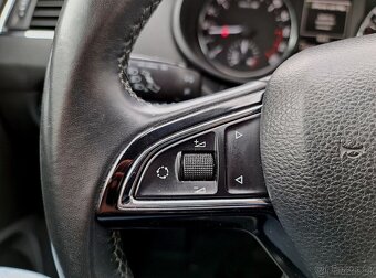 ROLOVACI KOLECKA NA MULTIFUNKCNI VOLANT - 13