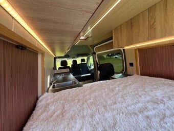 Obytný Volkswagen Crafter, Nová vestavba - 13