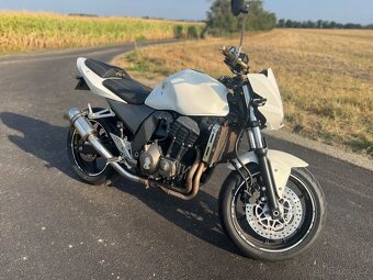 Kawasaki Z750 - 13