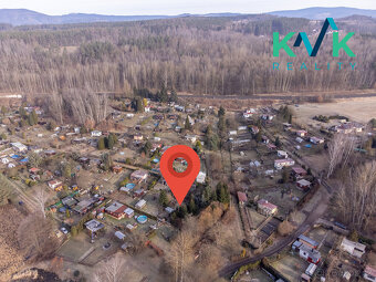 Chata, pozemek 474 m2, zast. plocha 16 m2, elektřina, před k - 13