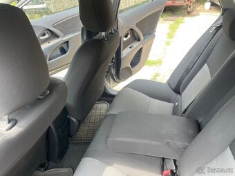Toyota Avensis 2009 2.2 d4d 110kw - 13