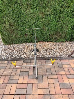 Stojan na pruty - 13