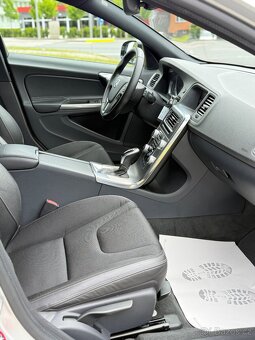 Volvo V60 Cross Country AWD—D4 2.4 140kw—AUTOMAT—2015– - 13