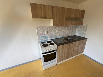 RD se čtyřmi byty - se širokou možností využití - Újezd (okr - 13