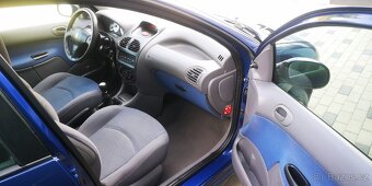 Peugeot 206 1,1i - 44kw. COLORL - STK do 5/2027 - 60 700km - 13