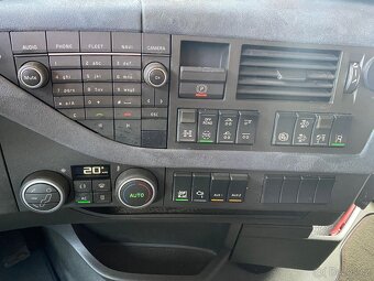 Tahač Volvo FH 500 6x4 včetně hydrauliky - 13