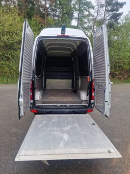 VW Crafter zvedací plošina  2.0 TDi 105  kw L2H3 2013 - 13