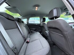 Opel Astra J sedan TURBO - 13