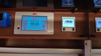 LAIKA KREOS 7009 2021 PRVNÍ MAJITEL - 13