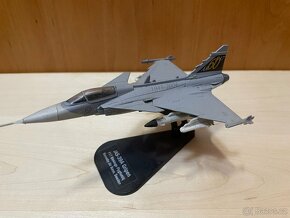 Kovové modely letadel -Italeri  (1:100) - 13