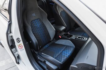 Volkswagen Golf 8R 2.0 TSI 4MOTION DPH - 13
